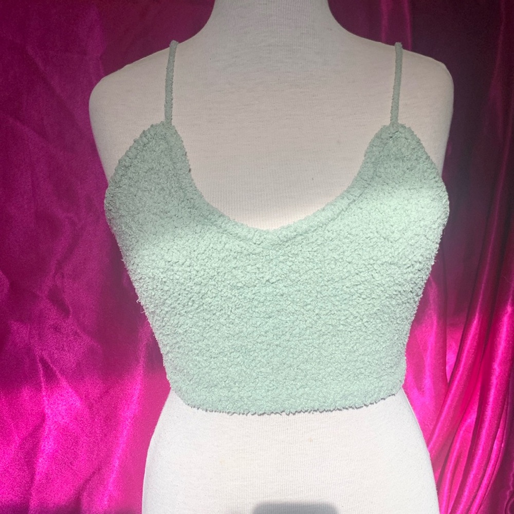 Extra small spaghetti strap crop top soft fleece good condition